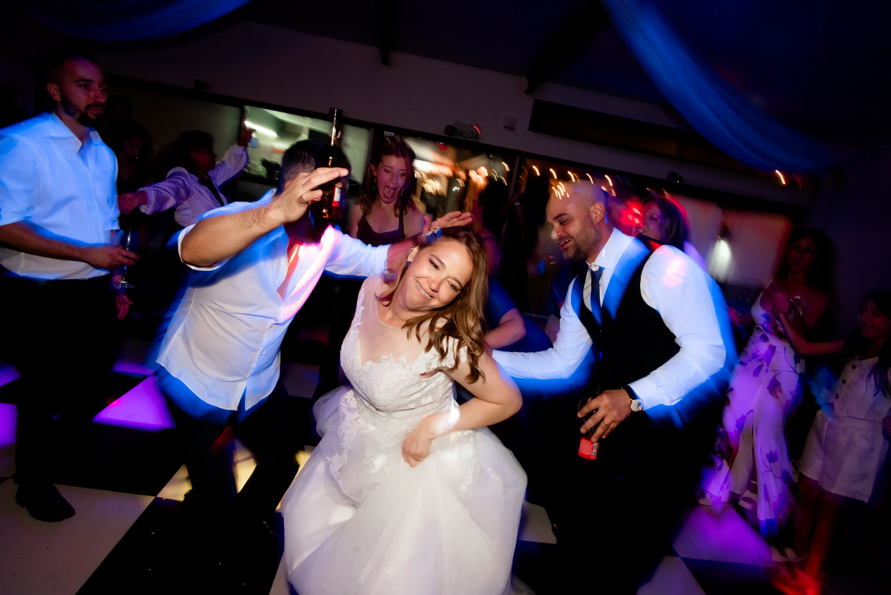 Johana y Yusdiel, fotografía 19 de 35