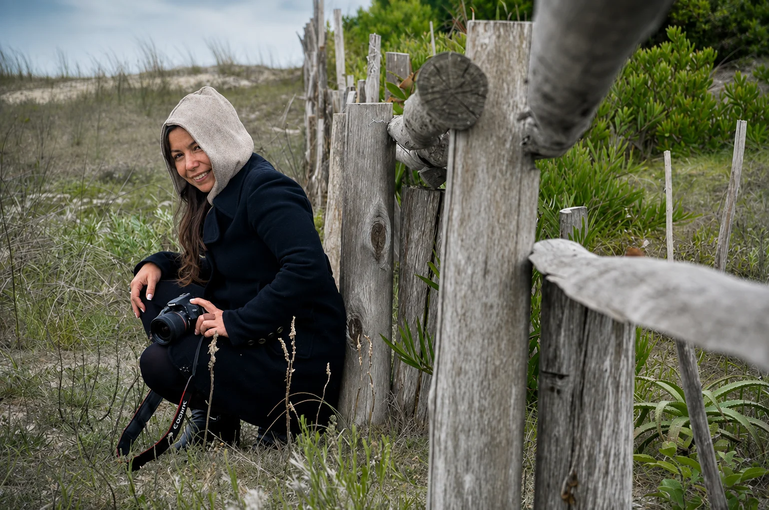 Lety, fotógrafa de FotoViva, con su cámara